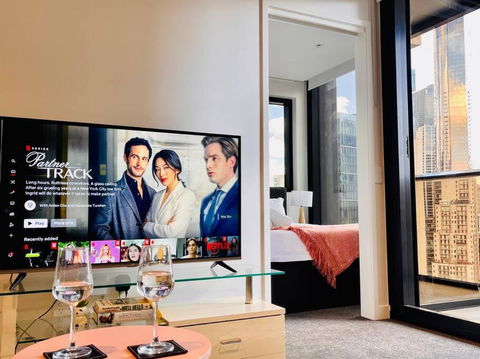 Entire Unit In Front Of Crown With Free Parking & Pool - Hotel Gold Coast 3