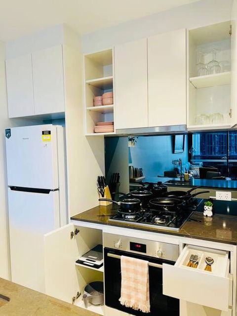 Entire Unit In Front Of Crown With Free Parking & Pool - Hotel Gold Coast 4