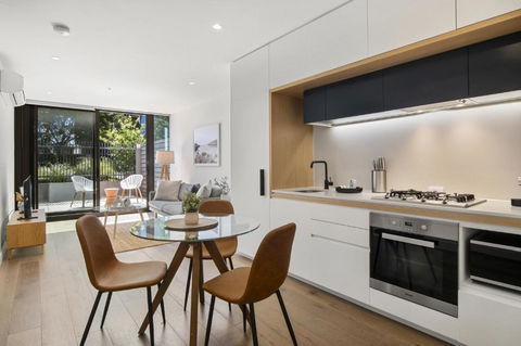 Fabulous 1-Bed With Pool And Private Courtyard - Hotel Gold Coast 2