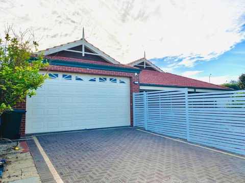 Falcon Estuary Escape - Hotel Gold Coast 0