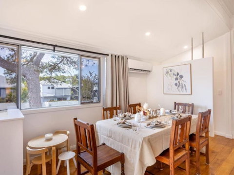 Family Friendly Cozy 4BR House At Annerley - Hotel Gold Coast 1