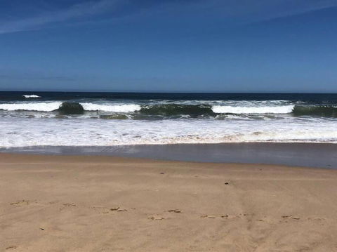 Family Tides - Old Bar Holiday Rentals - Hotel Gold Coast 1