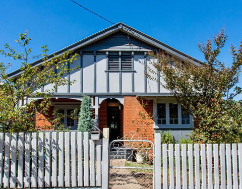 Fitzroy House - Federation Charm Near Town Centre - Hotel Gold Coast 0