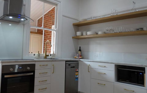 Fitzroy Lodge Cowra - Hotel Gold Coast 2