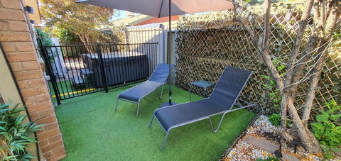 Flamingo Rentals - Modern 2-bed Unit With BBQ & SPA Ideal For Holiday And Business Travel - Hotel Gold Coast 4