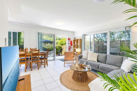 Fingal Bay Coastal Retreat 1 12 Marine Dr Fantastic Ground Floor Duplex - Hotel Gold Coast 4