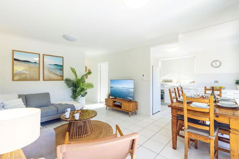 Fingal Bay Coastal Retreat 1 12 Marine Dr Fantastic Ground Floor Duplex - Hotel Gold Coast 0