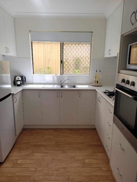 G&R Beach Cottage - Hotel Gold Coast 4