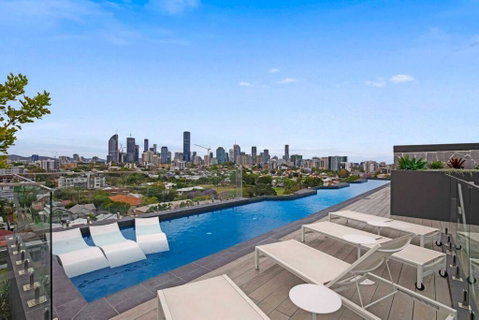 Gabba Oasis:Luxury 3BRM Apt Pool - Hotel Gold Coast 1