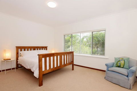 GERR14C - Salty Dog - Hotel Gold Coast 4