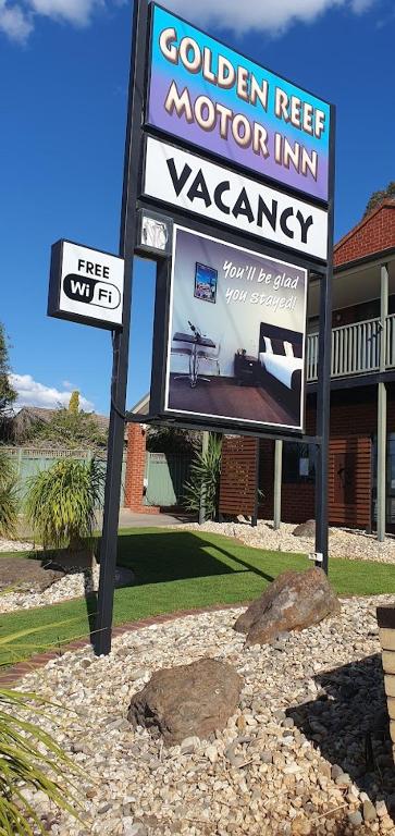 Golden Reef Motor Inn - Hotel Gold Coast 1