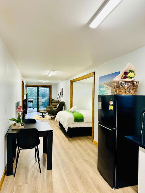 GORGE Chocolates Tiny House - Hotel Gold Coast 3