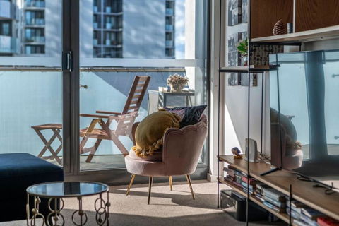 Gorgeous Views Gungahlin ACT - Hotel Gold Coast 1