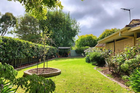 Hahndorf Home, Walk To Main St, Sleeps 8 - Hotel Gold Coast 3