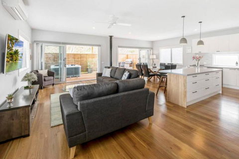 HALE KUPA Rye Beach House Spa Table Tennis - Hotel Gold Coast 0