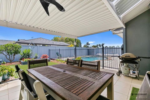 HALYCON HOUSE - Hotel Gold Coast 1