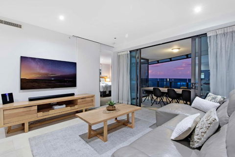 GUARANTEED OCEAN VIEW - Level 16 And Up - Soul Surfers Paradise - Self Contained &Privately Managed - Hotel Gold Coast 3