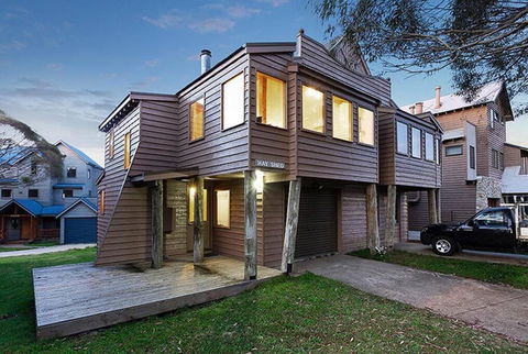 HAY SHED Chalet, Alpine-getaways - Hotel Gold Coast 0