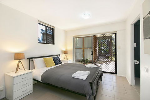 HideAway - Tweed Coast Holidays - Hotel Gold Coast 0