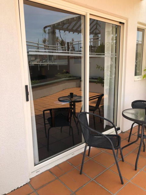 Il Centro Apartment Hotel - Hotel Gold Coast 2