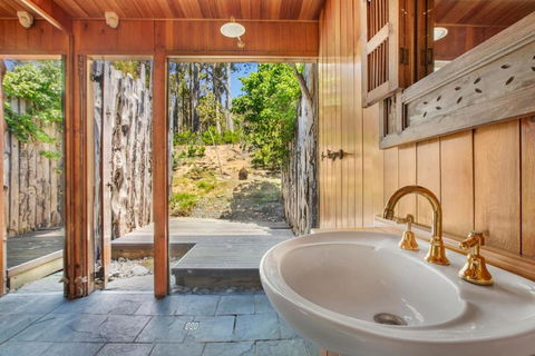 Island Cottage - Bruny Island - Hotel Gold Coast 3