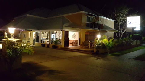 Admiral Nelson Motor Inn - Hotel Gold Coast 0