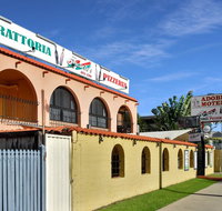 Adobe Motel - Hotel Gold Coast