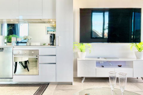 AdriaticBlu Luxe 2 Bed Apartment With Stunning Ocean Views - Hotel Gold Coast 2