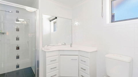 Adrift Apartments - Hotel Gold Coast 2