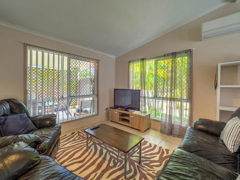 Affordable Holiday Home - Hotel Gold Coast 0