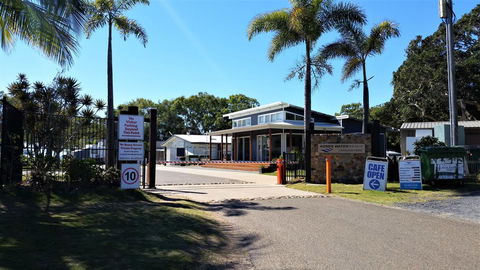 Agnes Water Beach Holidays - Hotel Gold Coast 0