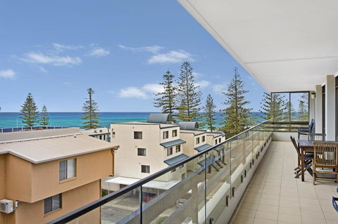 Akuna 14, 6 Joffre Street, - Hotel Gold Coast 0