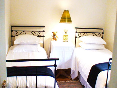 Albury Cottages - Hotel Gold Coast 1