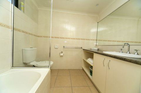 Albury Regent Motel - Hotel Gold Coast 2