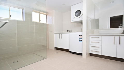 Alinga Unit 4, Amazing Ocean Views - Hotel Gold Coast 3
