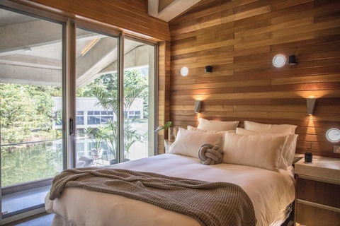 Alkira Award Winning Luxury Beachfront Rainforest Holiday House - Hotel Gold Coast 1