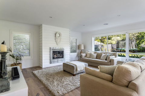 ALLAMBEA - MOUNT ELIZA - Hotel Gold Coast 1