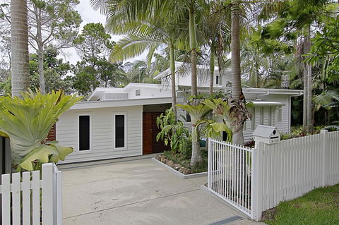 Allure - Hotel Gold Coast 0