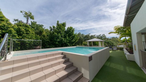 Alpha 8 On Waterson - Airlie Beach - Hotel Gold Coast 2