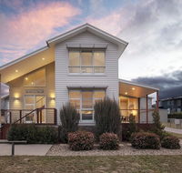 Alpine Snow Angels Retreat Luxurious Snowy Mountains Living - Hotel Gold Coast