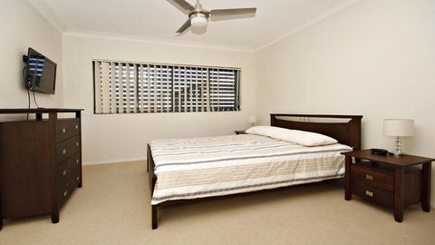 Amalfi Unit 11, - Above All Else - 50 King Street - Hotel Gold Coast 1
