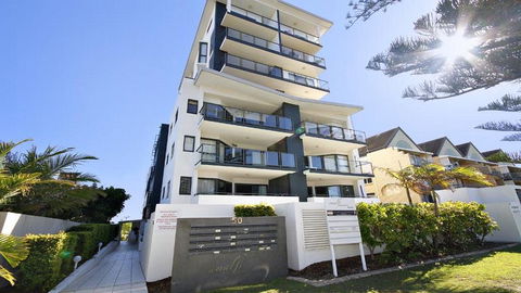Amalfi Unit 11, - Above All Else - 50 King Street - Hotel Gold Coast 3