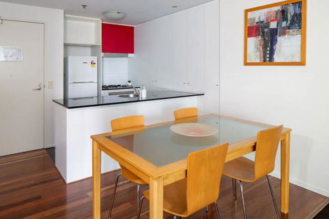 Amazing Brisbane CBD 2 Bedroom Apartment With River Views - Hotel Gold Coast 1