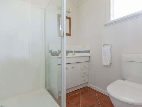 Amhurst - Hotel Gold Coast 1