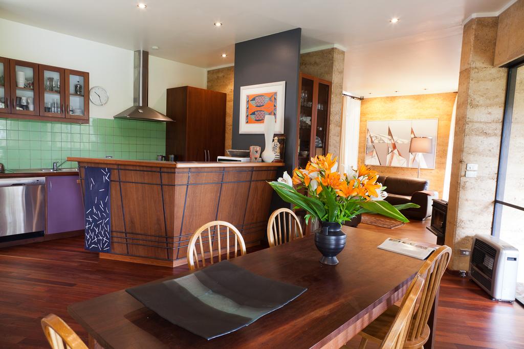 Kentdale WA Hotel Gold Coast