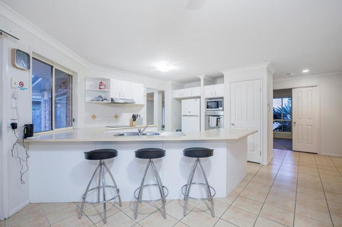 Anaheim Family Lodge By Getastay - Hotel Gold Coast 2