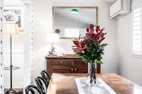 Anchored In Byron - Hotel Gold Coast 3