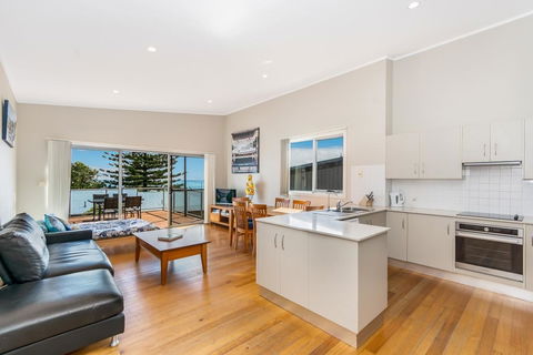 Angourie Blue Unit 2 - Hotel Gold Coast 2