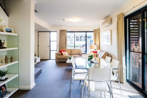 Apartment 46 - Hotel Gold Coast 1