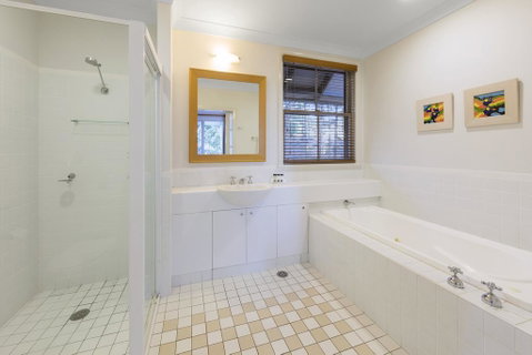 Apartments @ 15 Thompsons - Hotel Gold Coast 3